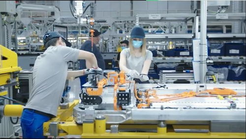 通信技術(shù)賦能智能制造 走進(jìn)奔馳全球最大動(dòng)力電池工廠的技術(shù)開發(fā)之旅